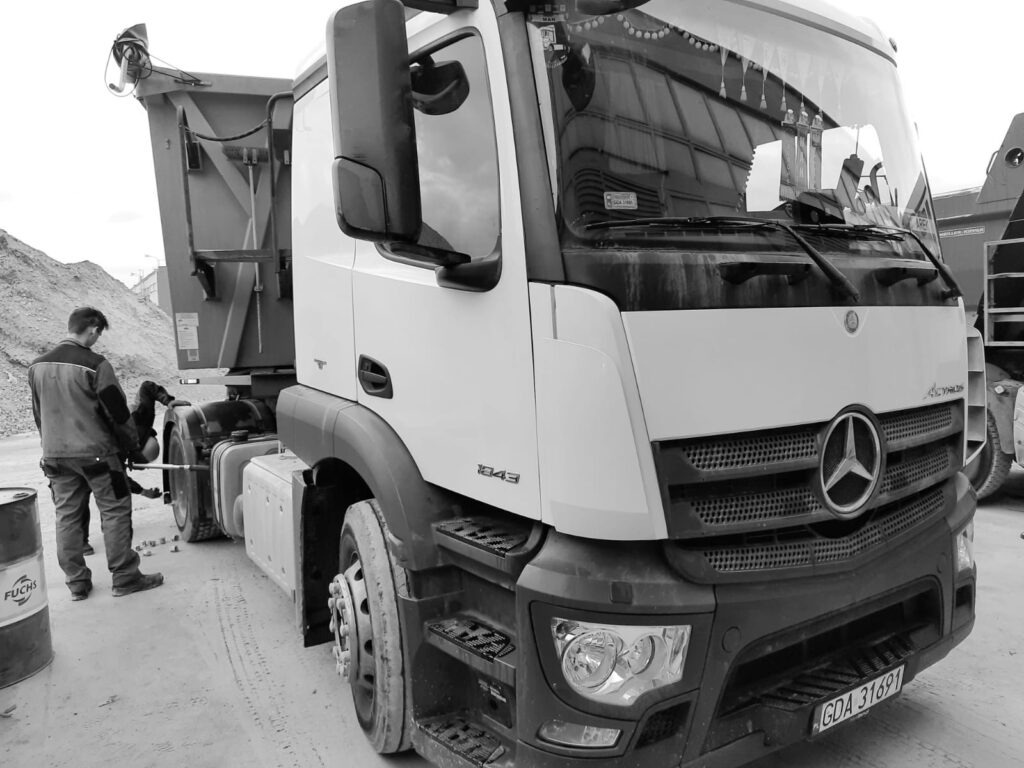 naprawy-pojazdy ciezarowe-warsztat-gdynia-tomi-jaltest-diagnostyka